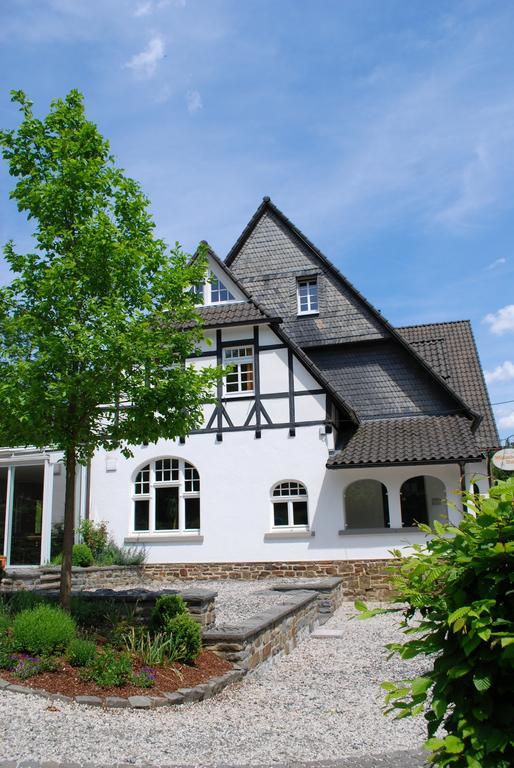 فندق Friesenhagenفي  Wildenburger Hof المظهر الخارجي الصورة