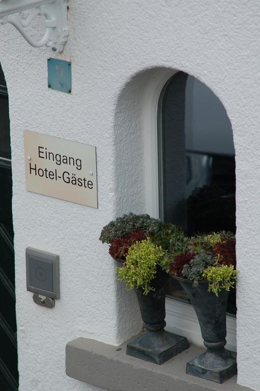 فندق Friesenhagenفي  Wildenburger Hof الغرفة الصورة